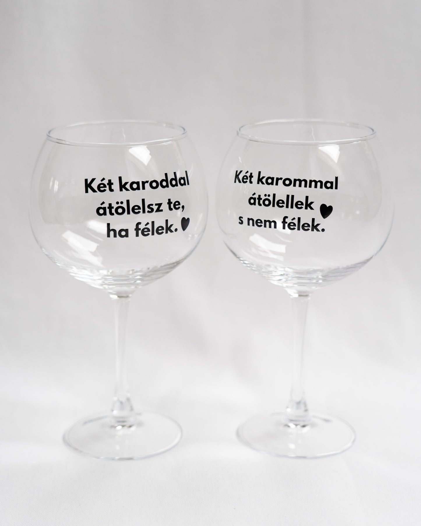 Radnóti: Két karodban borospohár szett