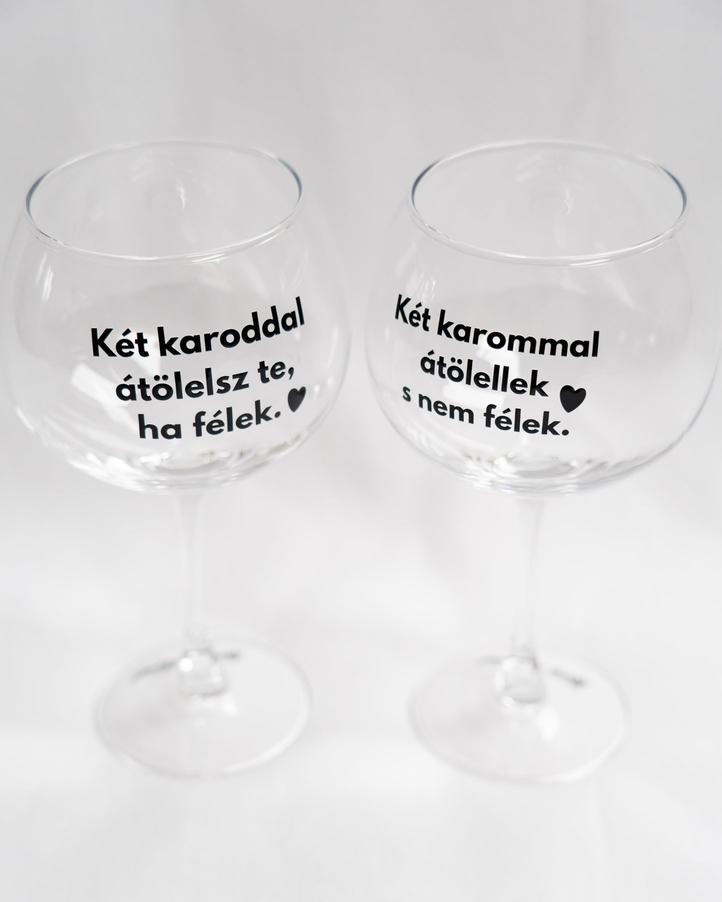 Radnóti: Két karodban borospohár szett