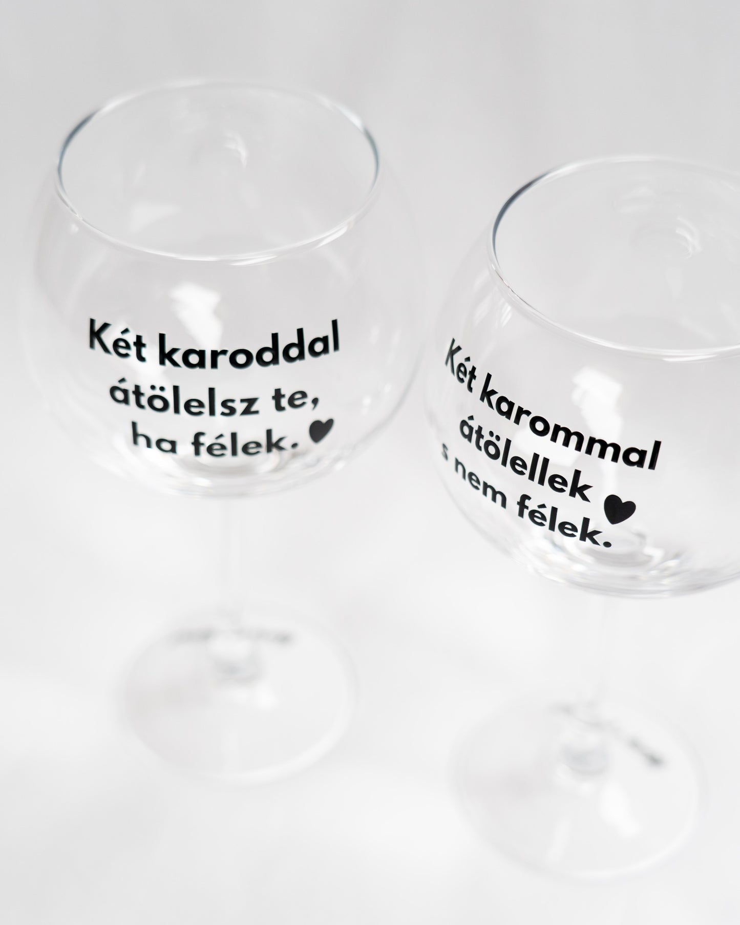 Radnóti: Két karodban borospohár szett